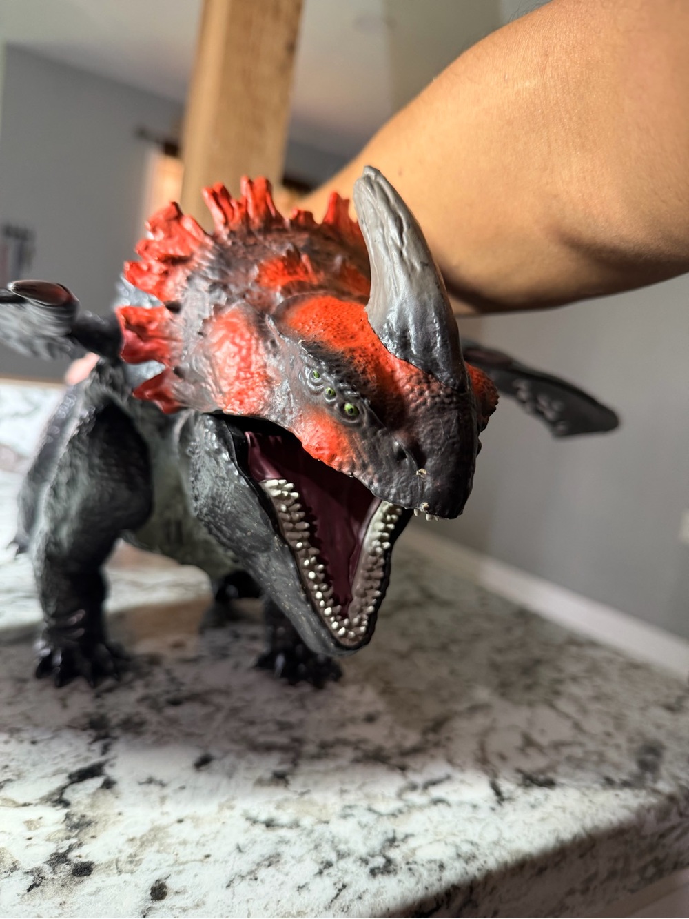 How to Train Your Dragon 2025 Volcano Island Titan Red Death Dragon With Sound - Picture 6 of 7